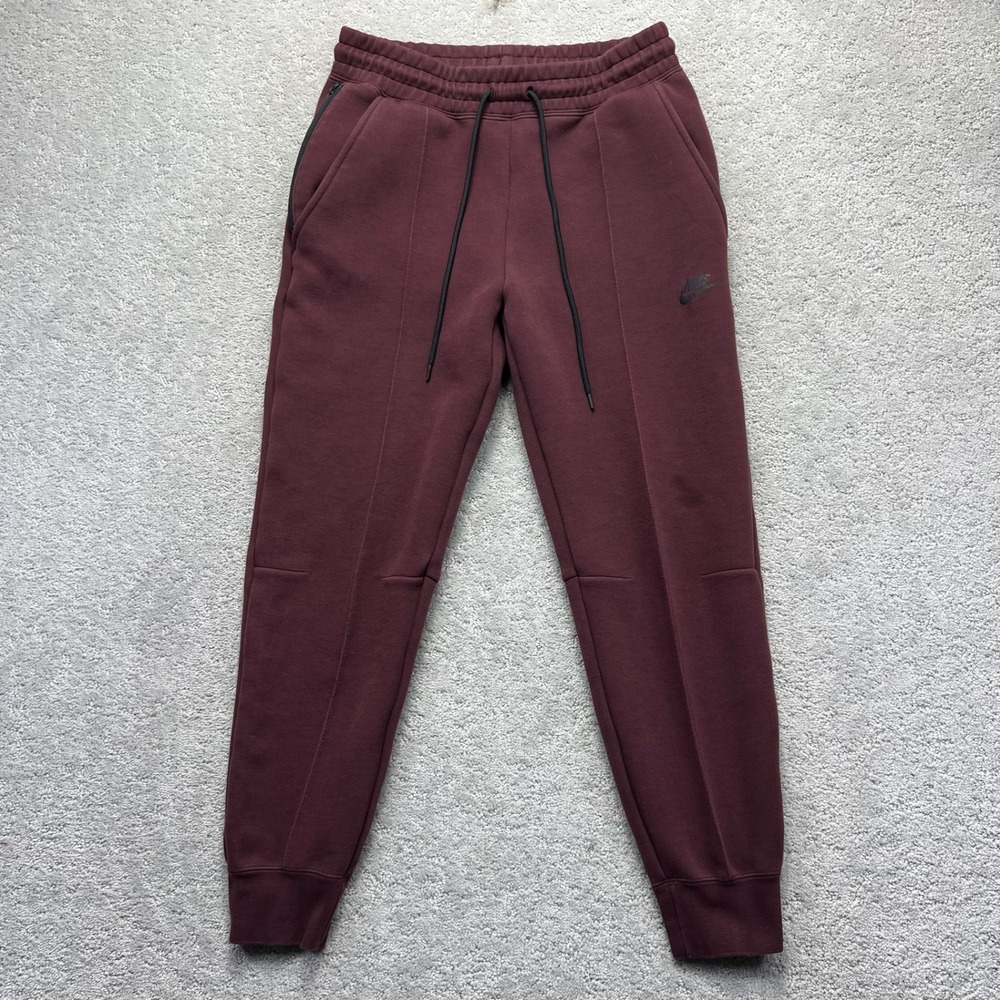 Nike Joggers Mens M Burgundy Maroon Sportswear Tech Fleece Activewear Sporty